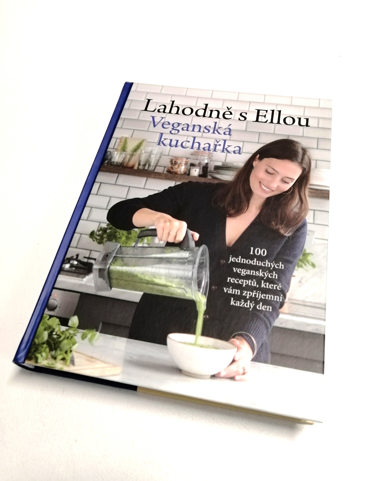 Lahodně s Ellou, Veganská kuchařka